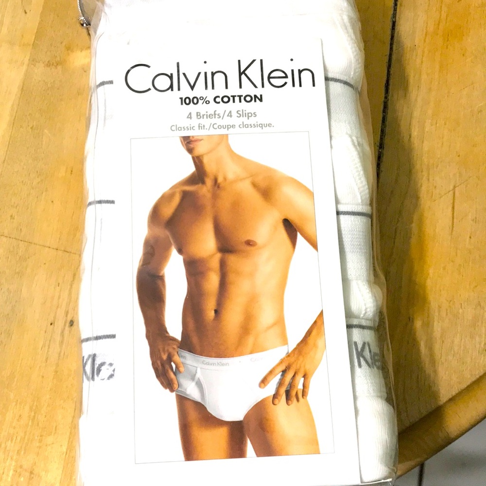 Men’s size large Calvin Klein briefs